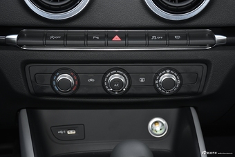 2019款奥迪A3 1.4T自动Sportback 35 TFSI时尚型国VI