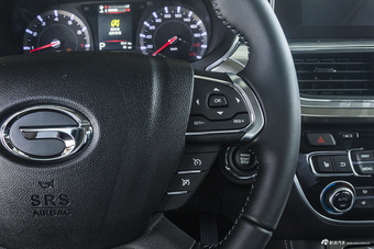 2017款传祺GA8 2.0T 320T自动至尊版