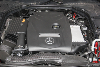  2018款奔驰C级C180L 1.6T自动时尚型运动版