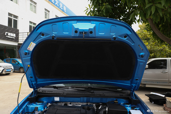 2018款吉利远景S1 1.5L手动锋驰型