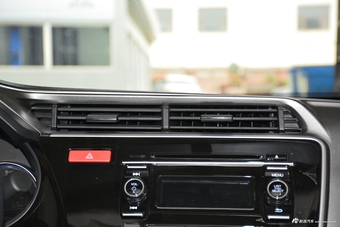 2017款锋范 1.5L自动精英版