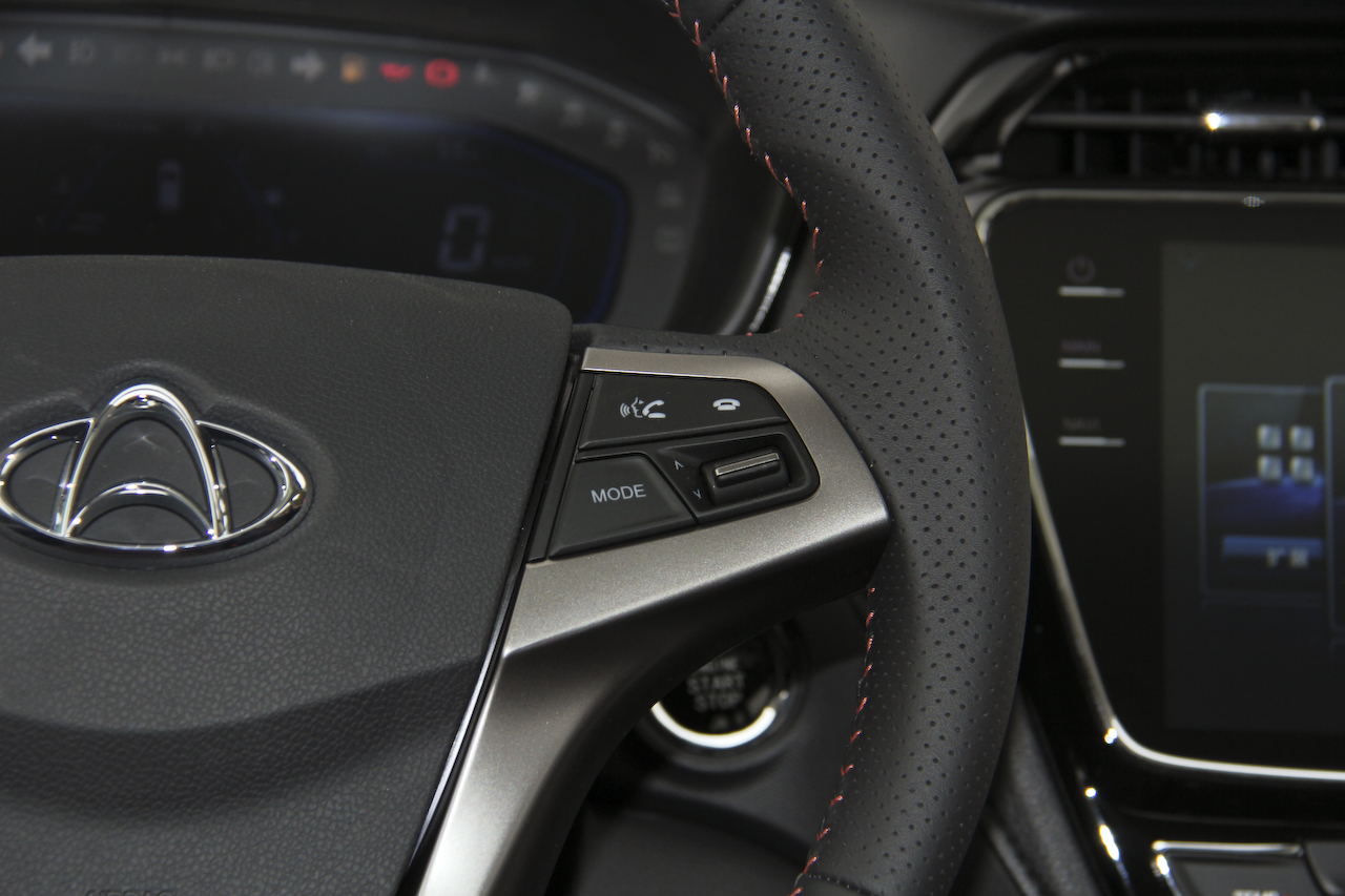 2017款长安欧尚A800 1.5T手动豪享型