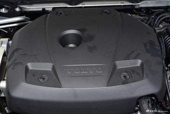 2015款沃尔沃XC90 2.0T自动 T6智雅版7座