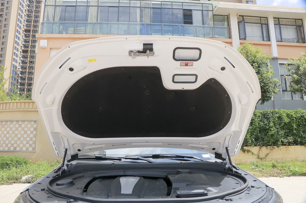 2017款众泰T700 1.8T手动尊享型