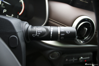 2018款WEY VV6 2.0T自动两驱旗舰型