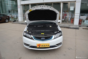 2016款吉利帝豪EV三厢精英型 白色