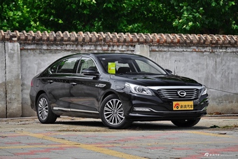 2017款传祺GA8 1.8T 280T自动尊享版