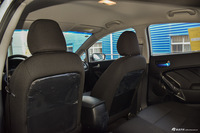 2016款起亚K3 1.6L自动GL 透明白