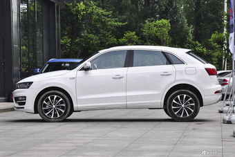 2016款众泰SR7 1.5T自动魔方之心版