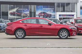 2017款阿特兹2.0L自动蓝天时尚版