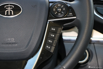 2017款比亚迪宋盖世升级版1.5TI手动豪雅型