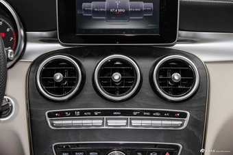 2016款奔驰C级2.0T自动C 200 L运动型