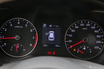 2018款起亚KX CROSS 1.6L自动灵动天窗版