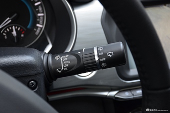 2017款哈弗H2 1.5T自动两驱尊贵型蓝标