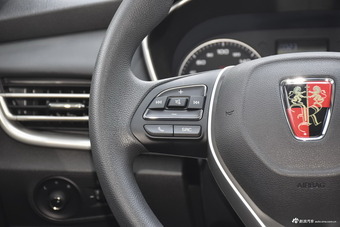 2018款荣威RX3 1.6L手动旗舰版