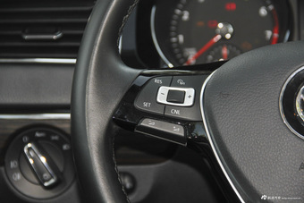 2015款 速腾 230TSI 自动豪华型