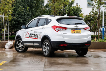 2015款海马S5 1.5T自动旗舰型