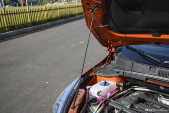 2017款艾瑞泽5 1.5L自动尊贵版 