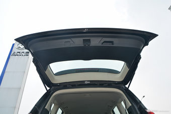 2017上汽大通D90 2.0T自动两驱水星