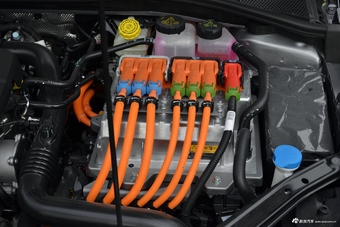 2018款名爵6新能源 45T E-DRIVE智驱混动PILOT超级互联网版