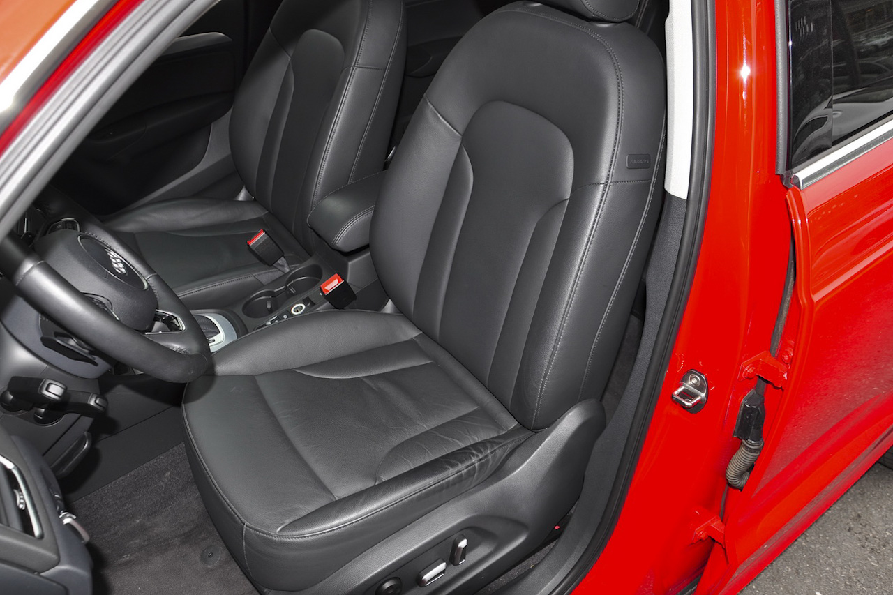 2016款奥迪Q3 2.0T自动35TFSI风尚型