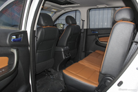 2016款长安CX70 1.6L手动运动型