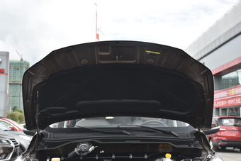 2016款北汽幻速H3F 1.5L手动尊贵型7座