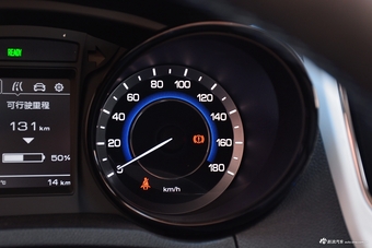 2018款长安CS15EV 350i