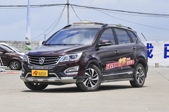 2016款宝骏560 1.8L  iAMT豪华型图片