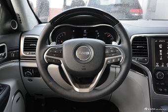 2017款大切诺基3.6L自动Summit