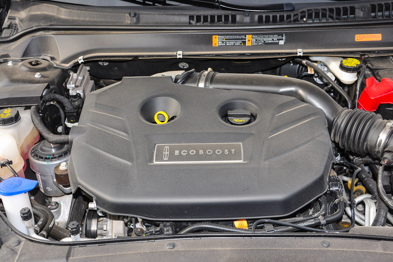 2014款林肯MKZ 2.0T自动尊雅版