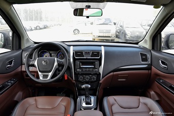 2016款风行SX6 1.6L自动豪华型图片