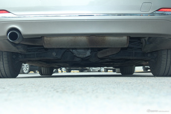 2017款宝马3系2.0T自动豪华设计套装320Li