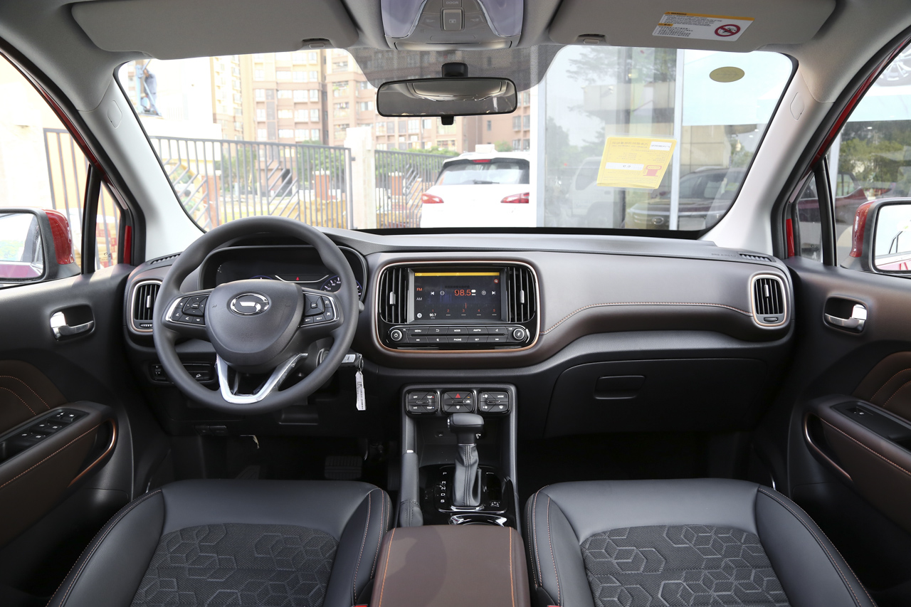 2017款传祺GS3 150N 1.5L自动精英版