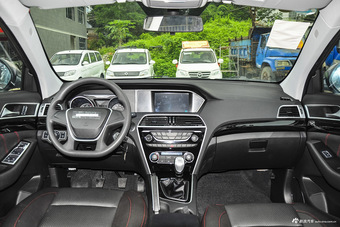 2015款猎豹CS10 2.0T手动风尚版图片