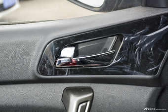 2016款长安CX70 1.6L手动舒适型