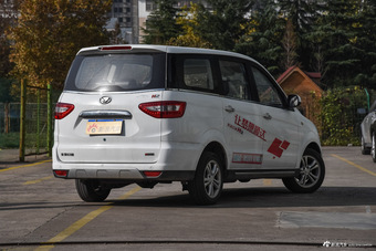 2015款北汽幻速H2 1.5L手动舒适型