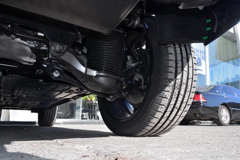 2018款沃尔沃XC60新能源2.0T自动T8 E驱混动智尊豪华版