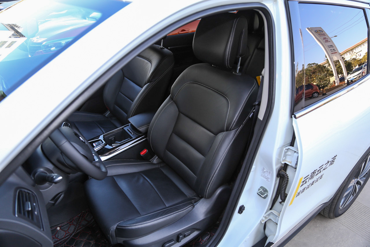 2017款科雷傲2.5L自动四驱尊贵版