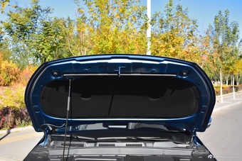 2019款骏派D80 1.2T自动豪华型