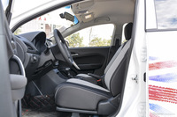 2016款名爵锐行1.5L自动风尚版