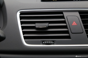 2017款奥迪Q3 2.0T自动35 TFSI时尚型 