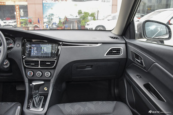 2016款骏派A70 1.6L自动技术型