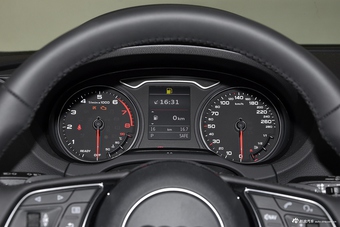 2017款奥迪A3 1.4T自动Sportback 35 TFSI运动型