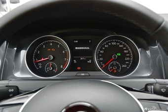 2018款高尔夫1.2T 180TSI自动舒适型