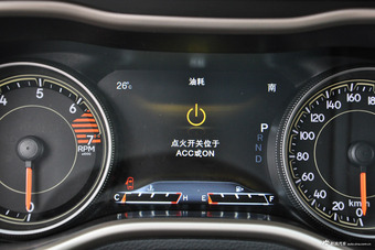 2017款自由光2.4L自动优越版