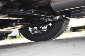 2016款雪铁龙C4L 1.6T自动精英型