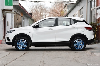 2018款东南DX3 EV400 豪华版