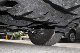 2017款威驰FS 1.5L手动锋驰版 