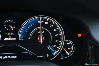 2017款宝马7系740Le插电混动